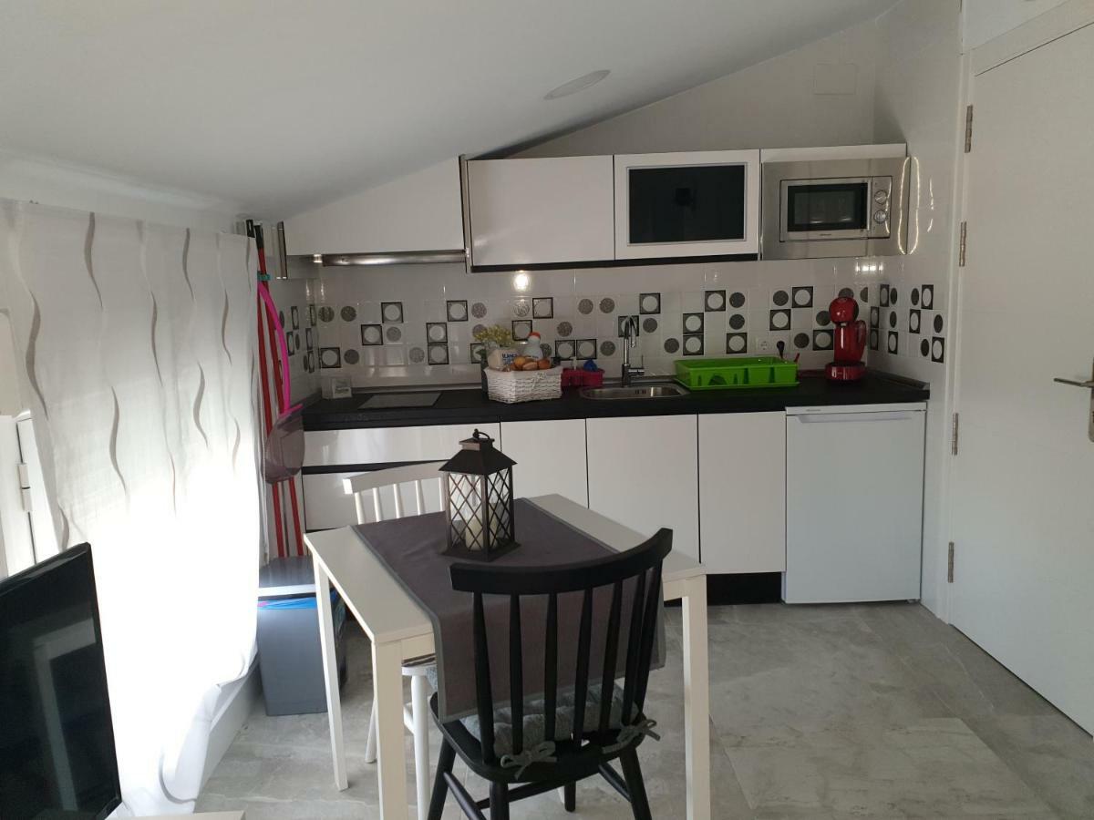 Apartamentos Hostal Cabanas Carboneras de Guadazaón Zewnętrze zdjęcie