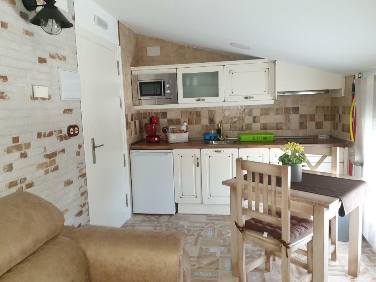 Apartamentos Hostal Cabanas Carboneras de Guadazaón Zewnętrze zdjęcie