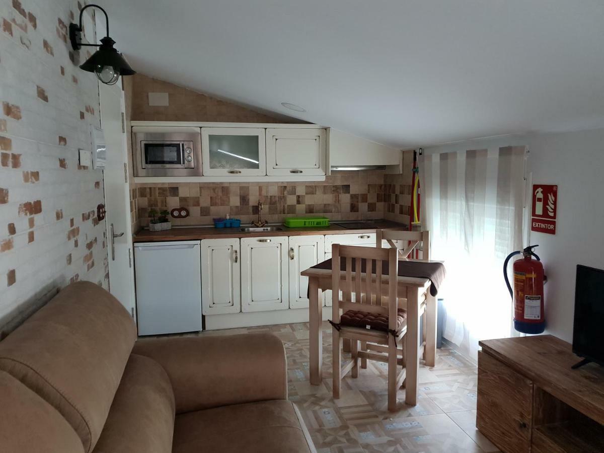 Apartamentos Hostal Cabanas Carboneras de Guadazaón Zewnętrze zdjęcie