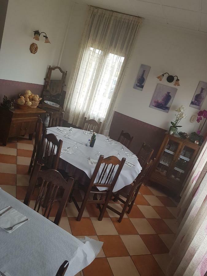 Apartamentos Hostal Cabanas Carboneras de Guadazaón Zewnętrze zdjęcie