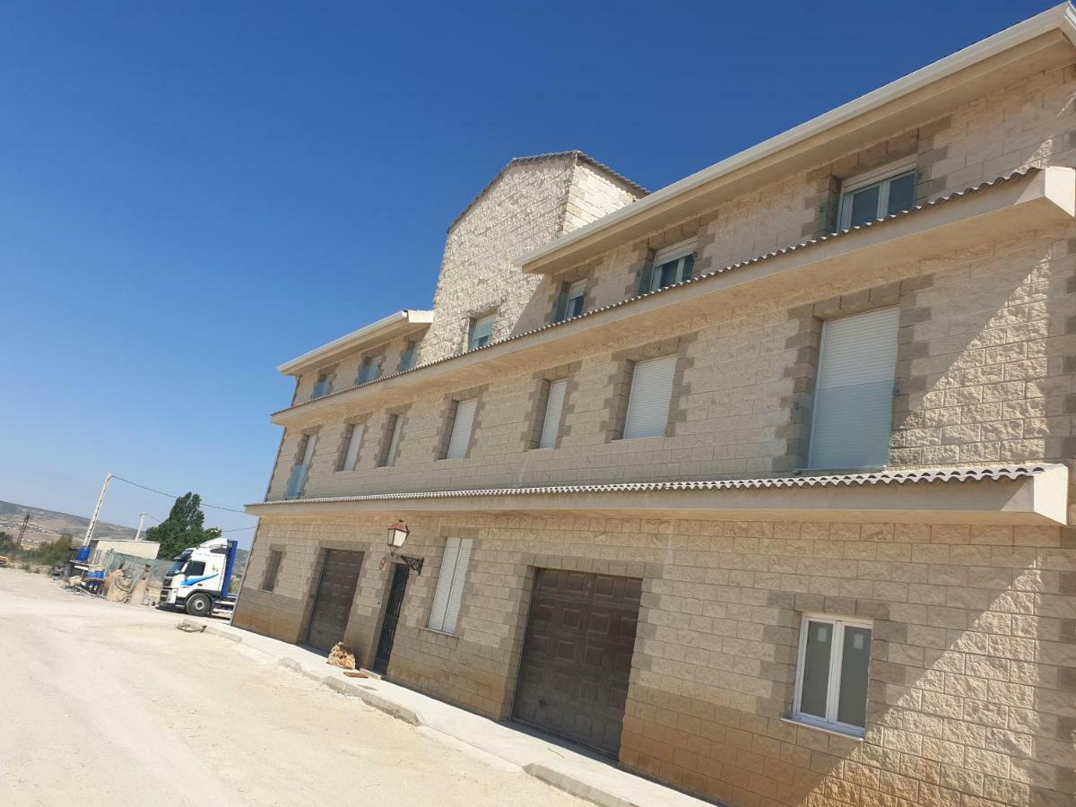 Apartamentos Hostal Cabanas Carboneras de Guadazaón Zewnętrze zdjęcie